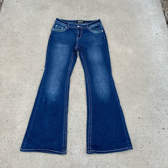 Like new Women's Boot Cut Jeans - Dark Blue - Picture 1 of 3